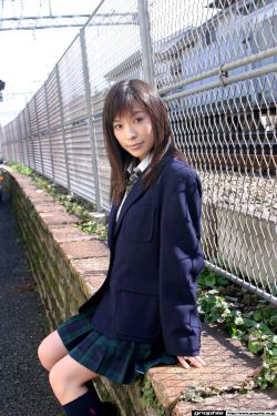 栀爱暄颜